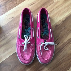 Pink sperrys